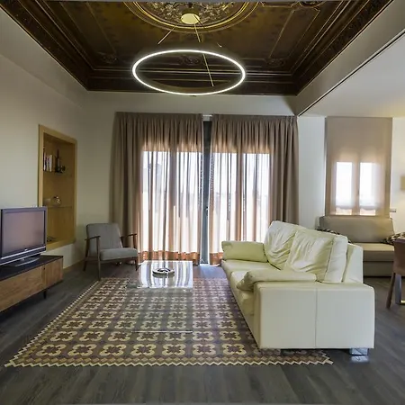 Major 33 Apartment